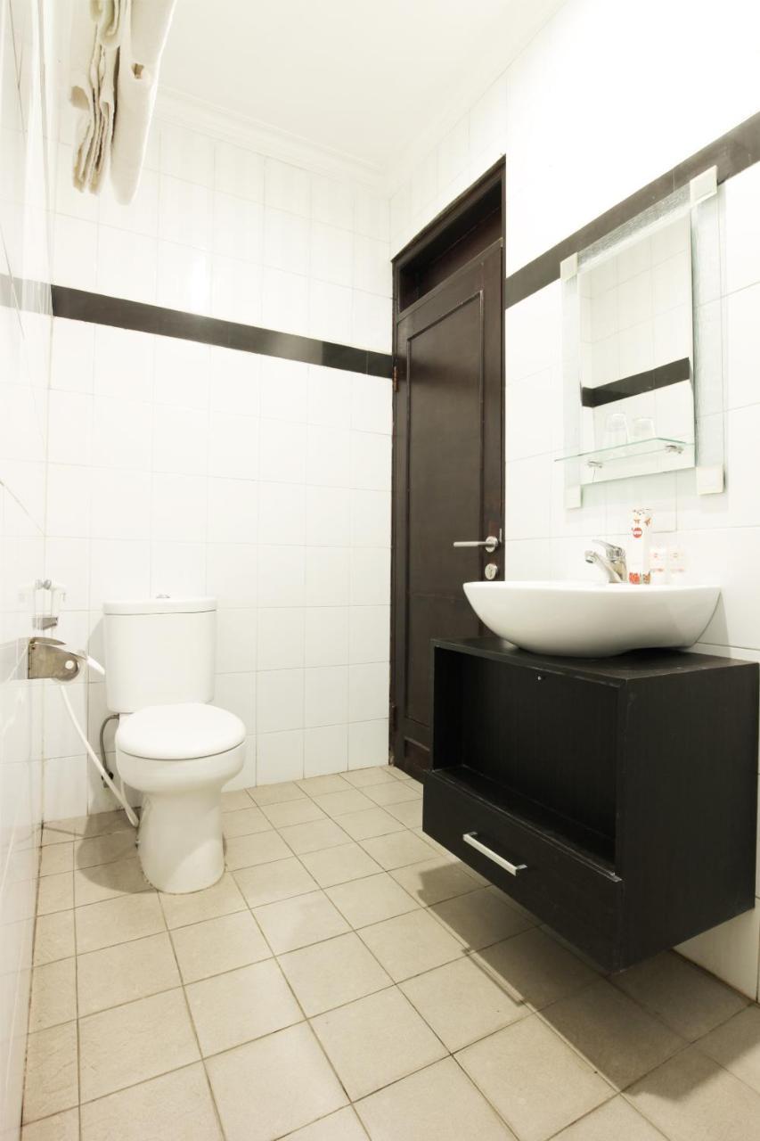 Oyo 202 Kuwera Inn Бандунг Екстериор снимка