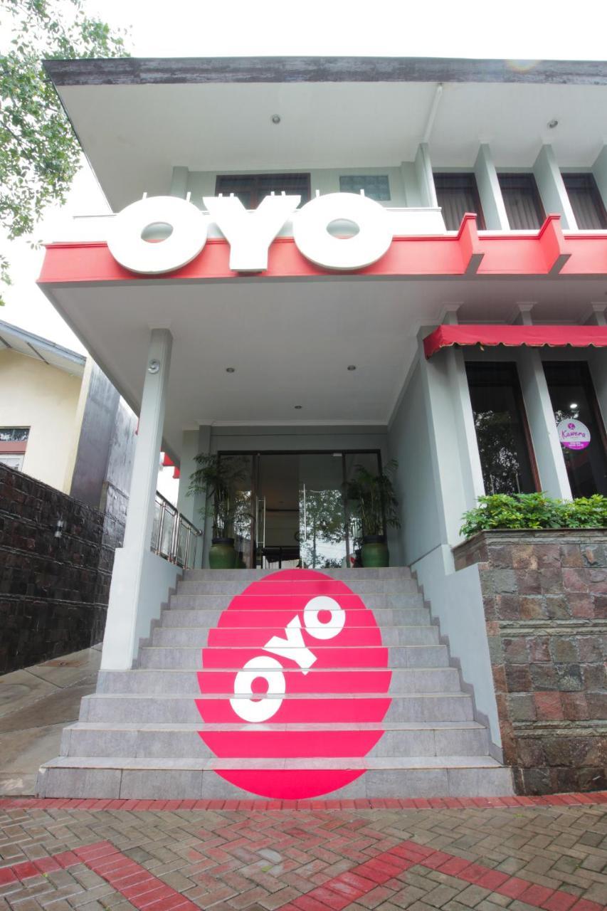Oyo 202 Kuwera Inn Бандунг Екстериор снимка