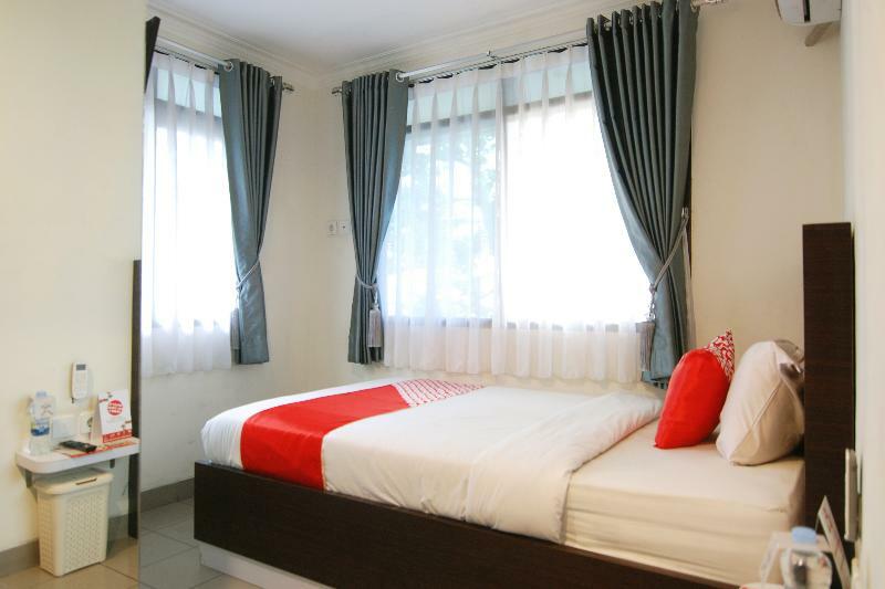Oyo 202 Kuwera Inn Бандунг Екстериор снимка